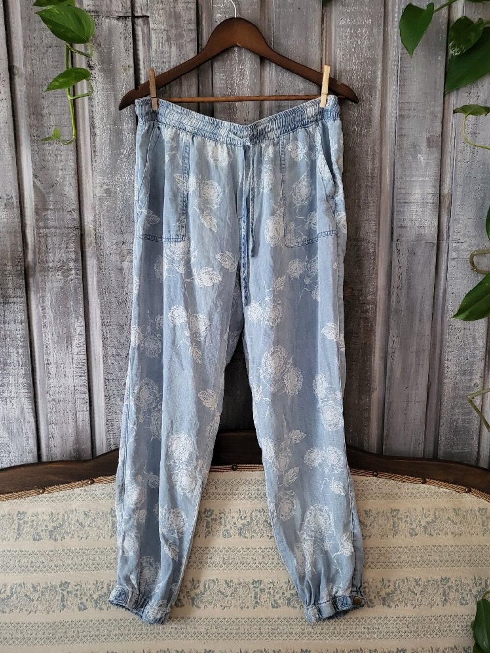 Tencel Joggers Pants Light Blue Large L Thread & Supply Serena Floral Denim Rose
